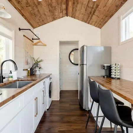 Stay Portland - The Tiny Farmhouse On Alberta Exterior photo
