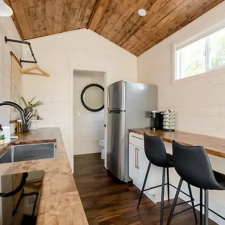 Stay Portland - The Tiny Farmhouse On Alberta Exterior photo